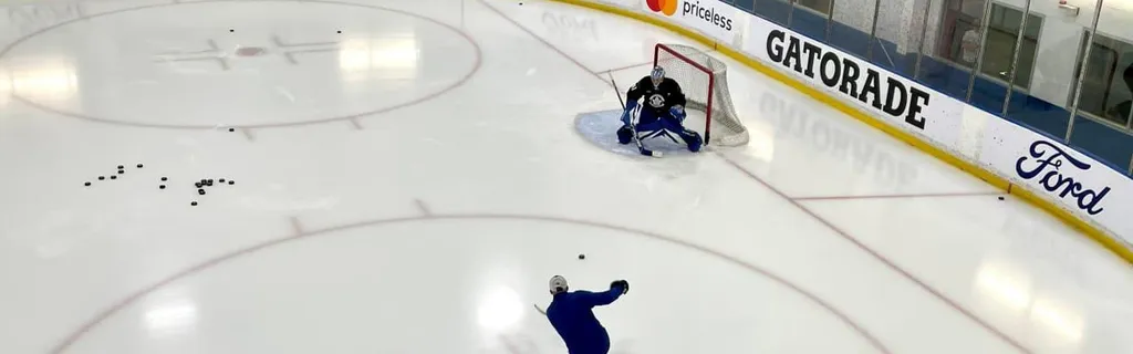 Stolarz ‘doing much better,’ back on ice for Maple Leafs