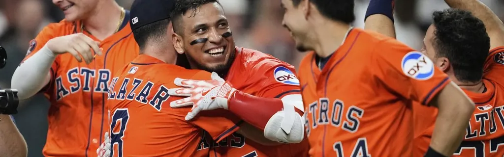 Isaac Paredes’ walk-off home run (5)