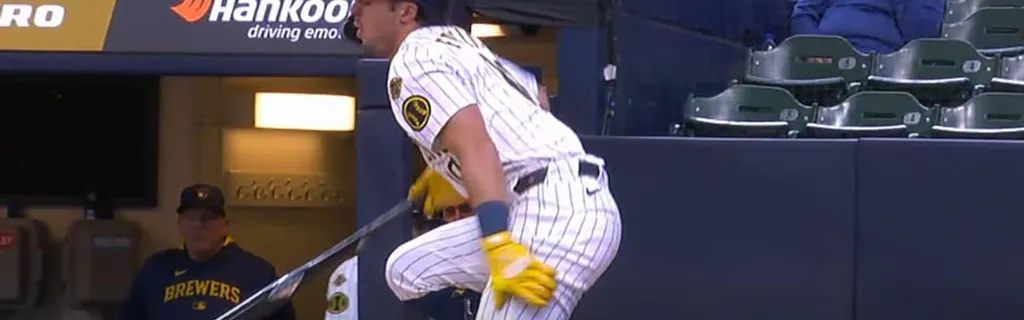 Frelick exits early with left knee discomfort