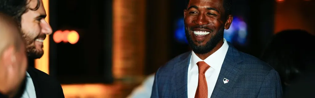 Fowler, former NBA star Crawford set to host MLB Tonight: Clubhouse Edition