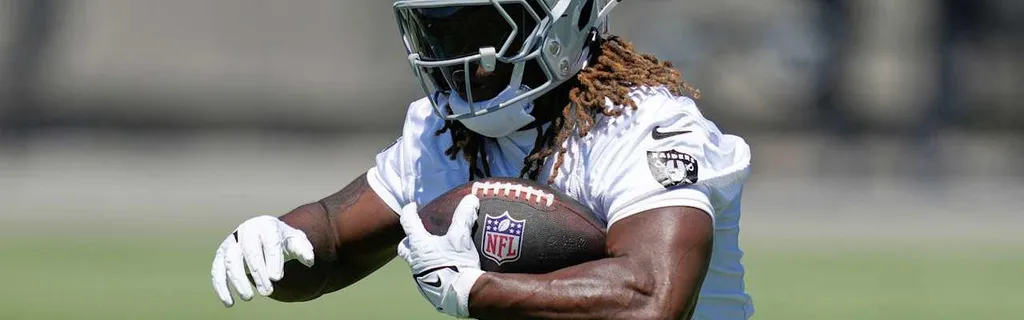 How Raiders OC Chip Kelly persuaded rookie RB Ashton Jeanty to change his famous stance