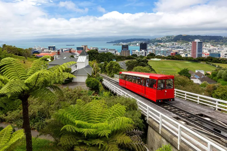 This New Zealand city is trying to recruit Americans—what it’s actually like to move there
