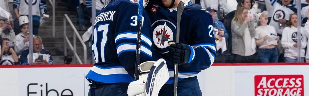 Hellebuyck returns to form for Jets in shutout win against Stars in Game 2