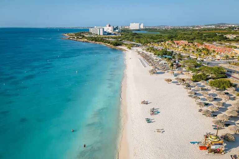15 Best Islands for Retirement in 2024