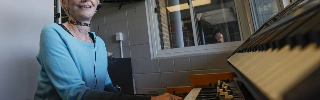 ‘Feels like old times’: Longtime organist Faust returns for special Mother’s Day