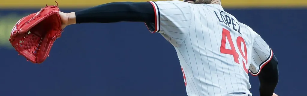 Twins win 13th straight after setting Minnesota record for scoreless innings