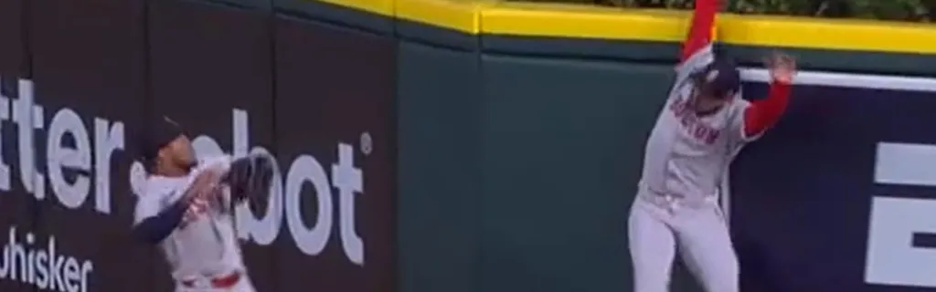 Alley-oop from one outfielder to another to rob a HR? It really happened!