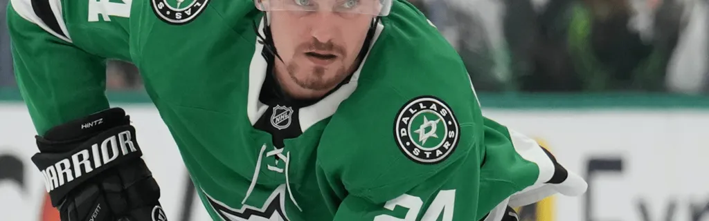 Hintz leaves with injury for Stars in Game 2 of Western Conference Final