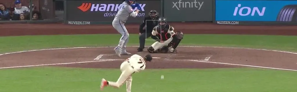 Vinnie Pasquantino’s go-ahead two-run home run (8)